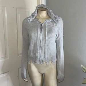 Full circle trends zip up